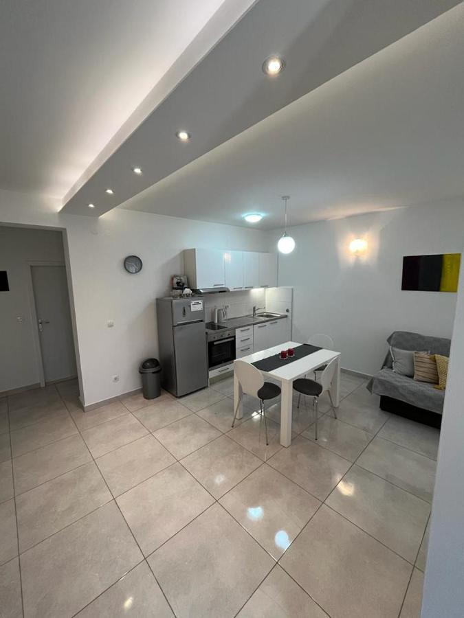 Apartman Cezar Leilighet Stobreč Eksteriør bilde