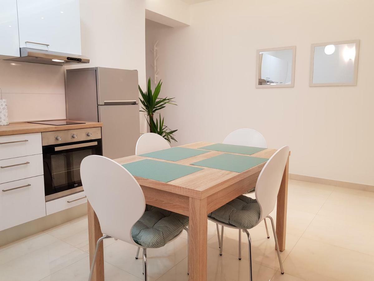 Apartman Cezar Leilighet Stobreč Eksteriør bilde